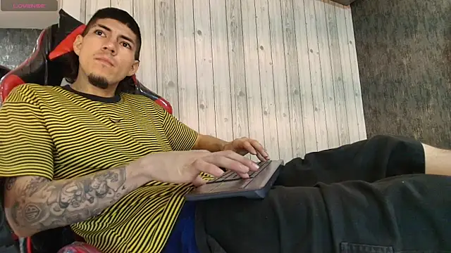 yeikoox online show from 27, 11, 2025