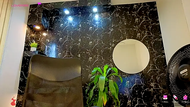 thomas scot1 online show from 3, 12, 2025