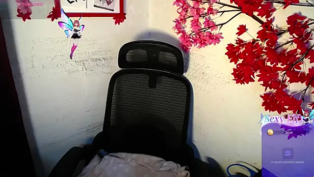 Snapshot of chleo_rosse chatting on 4, 6, 2026 chleo rosse online show from 4, 6, 2026