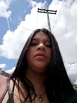 Layla-daring online show from 21, 3, 2026