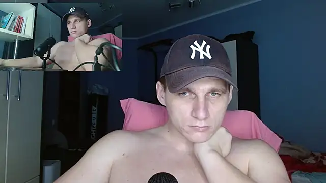 Poliglotjoe1 online show from 22, 12, 2025