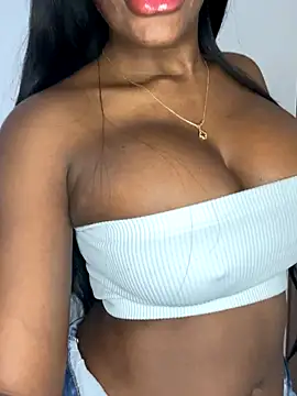 Snapshot of tashaaaaa2395 chatting on 18, 12, 2025 tashaaaaa2395 online show from 18, 12, 2025