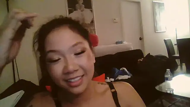 Snapshot of cryptokimgirl chatting on 27, 2, 2026 cryptokimgirl online show from 27, 2, 2026