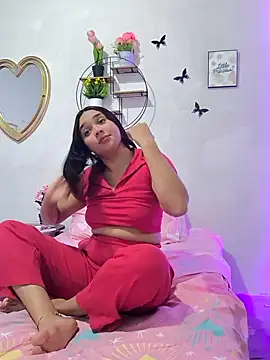 Snapshot of aymy2026 chatting on 24, 11, 2025 aymy2026 online show from 24, 11, 2025