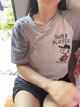 XndSeraphina online show from 8, 4, 2026