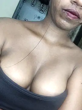 Snapshot of Simran_0011 chatting on 1, 3, 2026 Simran 0011 online show from 1, 3, 2026