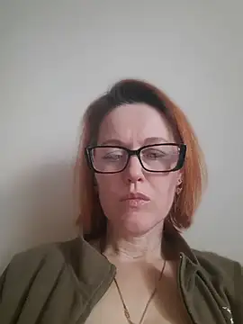 Snapshot of LanaOlbenst chatting on 26, 4, 2026 LanaOlbenst online show from 26, 4, 2026