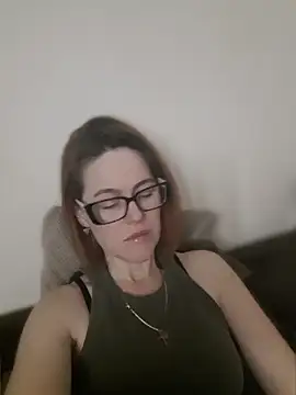 Snapshot of LanaOlbenst chatting on 27, 4, 2026 LanaOlbenst online show from 27, 4, 2026