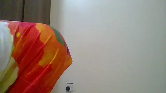 BellaStormi online show from 3, 12, 2025