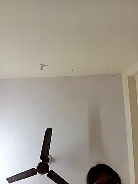 Snapshot of Nomad-Pari12 chatting on 23, 11, 2025 Nomad-Pari12 online show from 23, 11, 2025