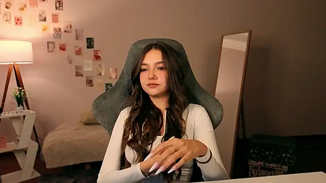 Snapshot of Vexorine chatting on 22, 11, 2025 Vexorine online show from 22, 11, 2025