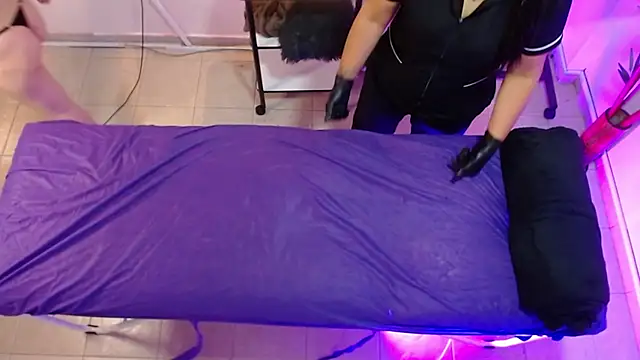 Alice Sinclair  online show from 27, 11, 2025