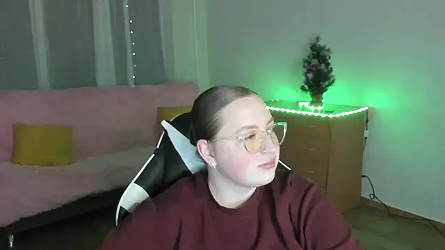 GirlPlayer online show from 1, 2, 2026