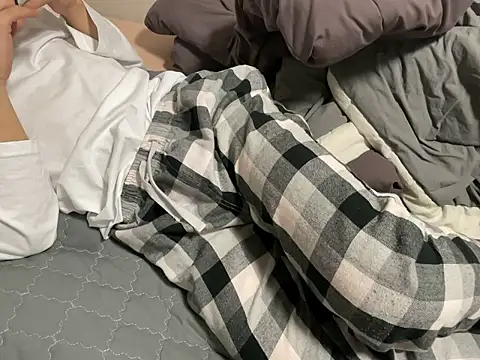 Snapshot of __kim chatting on 3, 12, 2025 kim online show from 3, 12, 2025