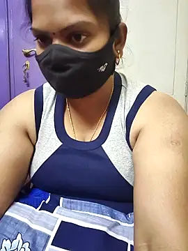 Snapshot of Paru_Tamil_Ponnu chatting on 24, 11, 2025 Paru Tamil Ponnu online show from 24, 11, 2025