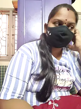 Snapshot of Paru_Tamil_Ponnu chatting on 29, 11, 2025 Paru Tamil Ponnu online show from 29, 11, 2025