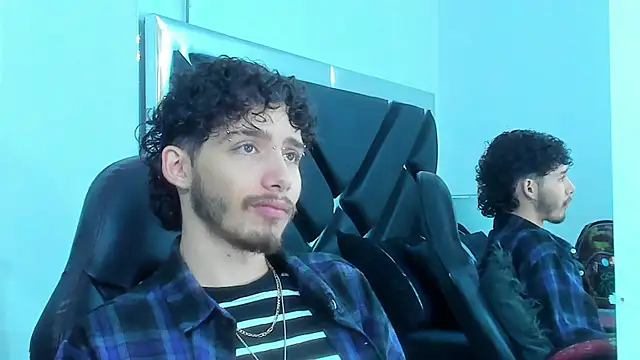 Snapshot of JojoBraando chatting on 27, 11, 2025 JojoBraando online show from 27, 11, 2025