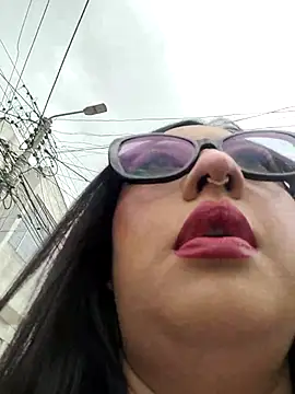 Snapshot of Venus_22 chatting on 28, 11, 2025 Venus 22 online show from 28, 11, 2025