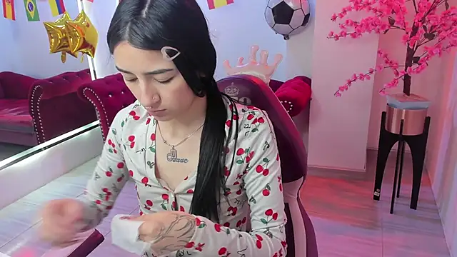 Emily andrews online show from 15, 7, 2026