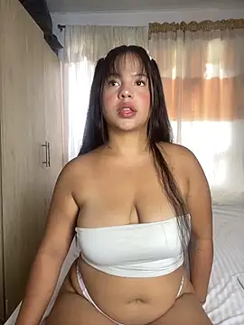 Snapshot of katthyasmitth chatting on 6, 2, 2026 katthyasmitth online show from 6, 2, 2026