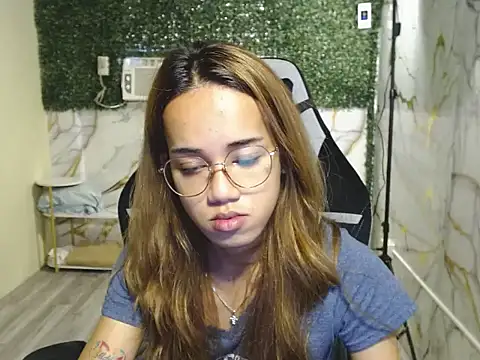 Snapshot of imadriana12 chatting on 26, 11, 2025 imadriana12 online show from 26, 11, 2025