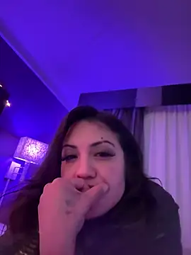 Snapshot of juicyonjuicy chatting on 27, 11, 2025 juicyonjuicy online show from 27, 11, 2025