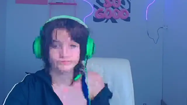 Alice Wonderme online show from 9, 1, 2026