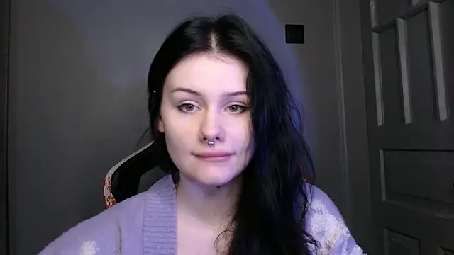 Snapshot of Moon_raven chatting on 2, 12, 2025 Moon raven online show from 2, 12, 2025