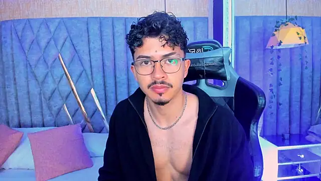 NicolaiKarav online show from 8, 4, 2026