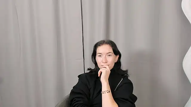 TheoHamborsky online show from 23, 11, 2025