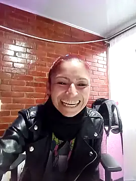 Snapshot of Crystal_46 chatting on 25, 11, 2025 Crystal 46 online show from 25, 11, 2025