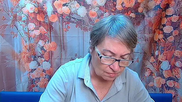 OlgaLuck online show from 1, 12, 2025