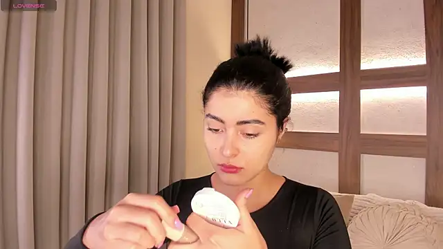 SarhaVega online show from 17, 1, 2026