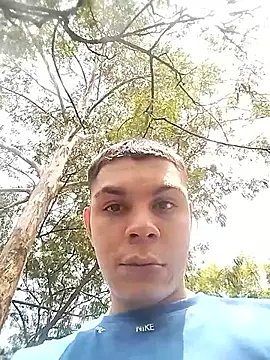 sebastianfelipe online show from 13, 5, 2026