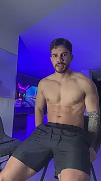 Valenthino Salvatore online show from 15, 12, 2025