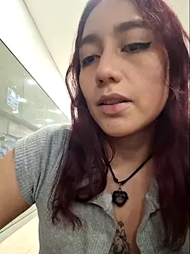 Eveeelyn25 online show from 13, 2, 2026