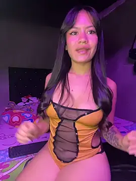 GiiaaFox online show from 2, 12, 2025