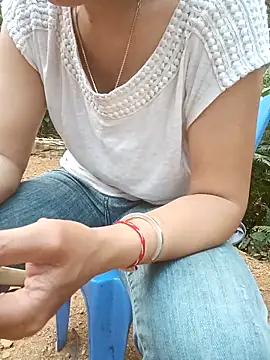 Snapshot of nangmo chatting on 14, 4, 2026 nangmo online show from 14, 4, 2026