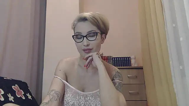 Snapshot of JADAPink___ chatting on 18, 4, 2026 JADAPink online show from 18, 4, 2026