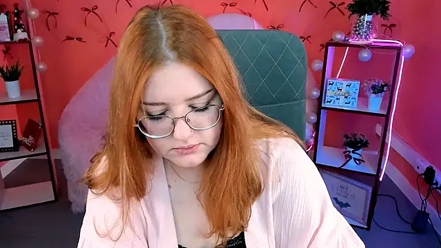 StaceyJensen online show from 15, 12, 2025