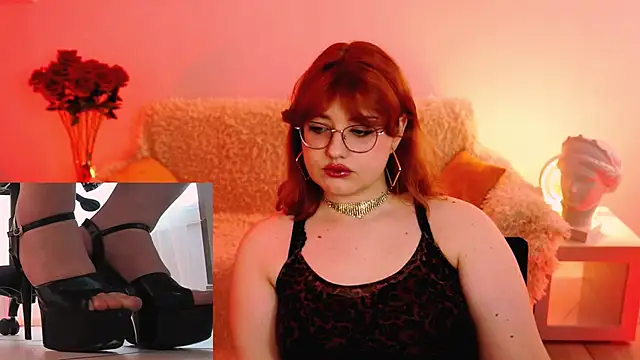 Snapshot of StaceyJensen chatting on 6, 5, 2026 StaceyJensen online show from 6, 5, 2026