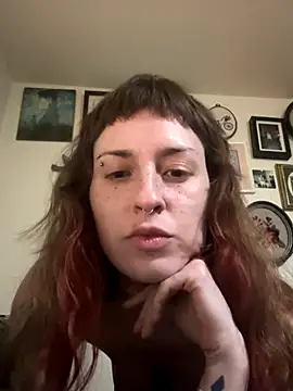 Snapshot of ashtrayhaterz chatting on 22, 11, 2025 ashtrayhaterz online show from 22, 11, 2025