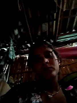 Snapshot of Pummy-Kumari chatting on 1, 12, 2025 Pummy-Kumari online show from 1, 12, 2025