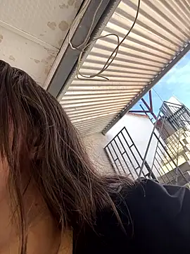 Kitty Bms  online show from 17, 1, 2026