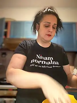 Mary kansas bbw online show from 19, 2, 2026