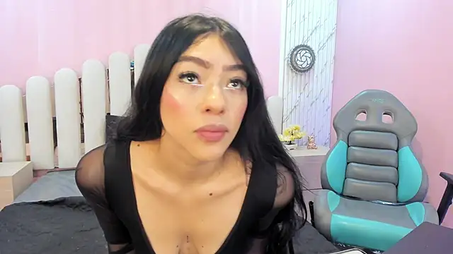 Snapshot of DAKOTA_SAKURA chatting on 2, 12, 2025 DAKOTA SAKURA online show from 2, 12, 2025