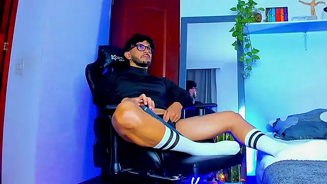 JotaCeliz online show from 14, 4, 2026