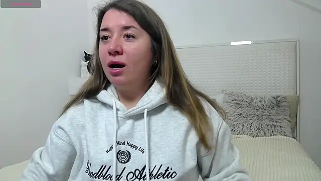 Leona Rae online show from 13, 1, 2026