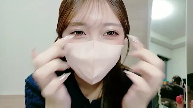 Snapshot of alicechan_v chatting on 30, 6, 2026 alicechan v online show from 30, 6, 2026