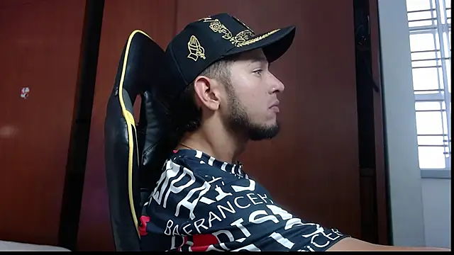 Couple wildd  online show from 20, 12, 2025